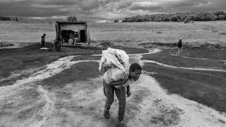 Photos: The perilous lives of 'artisanal coal miners'