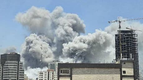 En Iran, la fragile perspective d’un retour au calme après vingt-quatre heures sous le feu