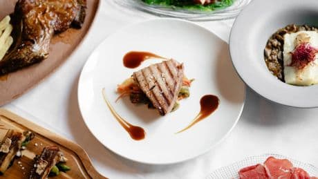 Así es el restaurante de León del que Gerard Piqué y Clara Chía salieron escoltados