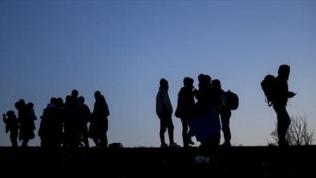 Antalya'da 50 kaçak göçmen ve 9 göçmen kaçakçısı yakalandı