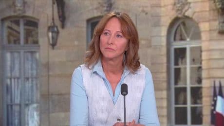 Présidentielle 2027: Ségolène Royal "pense" être candidate à une primaire du Parti socialiste