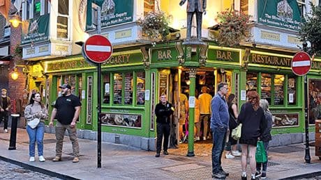 Los irlandeses eluden el alcoholismo y ya beben con moderación