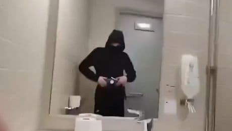 Finlandiya'da okulda dehşet anları: 16 yaşındaki öğrenci, 3 kız öğrenciyi bıçakladı