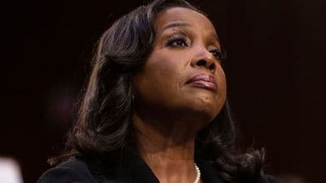 Donald Trump entlässt Fed-Gouverneurin Lisa Cook - Machtkampf mit Notenbank