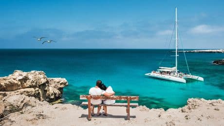 250 millions d’euros à gagner à l’Euromillions ce soir : à quoi ressemble le premier voyage des grands gagnants du loto ?