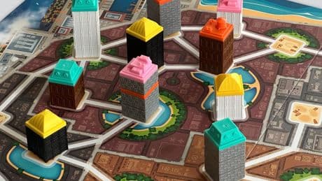 Tower Up, Flatiron : deux jeux de société à jouer à l’ombre des gratte-ciel
