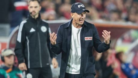Es geht um sein Büro - Mieses Spiel mit gefeuertem FC-Trainer