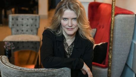 Neu im Kino: Barbara Sukowa überrascht in "Klandestin"