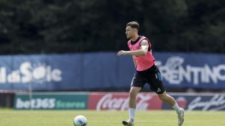 Sam Beukema (26) definitief van Napoli: verdediger tekent voor 5 jaar