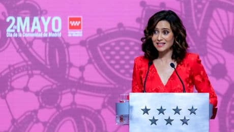 Ayuso sacará a la calle los actos del Dos de Mayo ante el veto del Gobierno al desfile militar