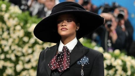 Rihanna de retour à la musique mais pas encore pour son album tant attendu