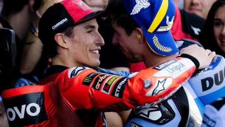 Marc Márquez: "Mi madre apoya más a Álex, dice: 'Tienes bastante, déjale ganar'"