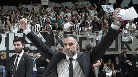 Beşiktaş Basketbol Şube Sorumlusu Özkan Arseven: 'Ligde kalma savaşı verirken şampiyonluğu düşünür hale geldik!'