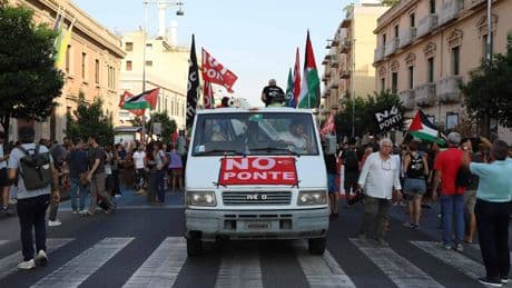 "Così fermeremo il cantiere". I "No Ponte" già pronti al sabotaggio