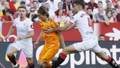 Modric puede seguir un año más en el Real Madrid