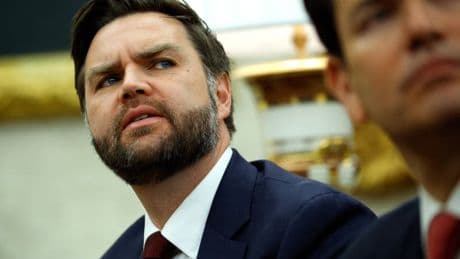 Défense: JD Vance appelle l'Europe à ne pas être un "vassal permanent" des États-Unis