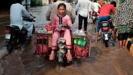 En photos : inondations d’ampleur au Pakistan, plus de 850 000 personnes évacuées