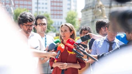 Génova defiende la salida momentánea de Ayuso de la Conferencia de Presidentes: &quot;Hay que pensar en el sentido común de la gente&quot;