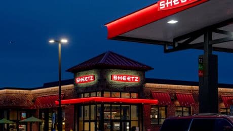 Gas Stations Like Wawa and Sheetz Keep Expanding, Spurred By EVs