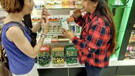La venta legal de golosinas de cannabis aumenta el consumo de porros y alcohol
