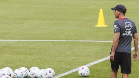 Simeone apuesta por la continuidad en su primer ensayo