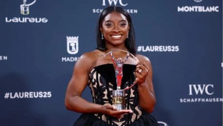 Simone Biles discute con la exnadadora Riley Gaines en defensa de las deportistas trans: &quot;Eres una perdedora resentida&quot;