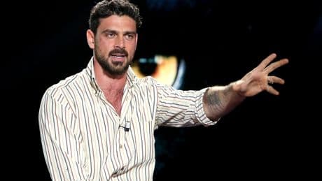 Michele Morrone contro il cinema italiano: dopo «Belve», lo sfogo social