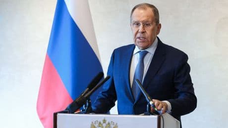 "La poursuite de la désindustrialisation de l'Europe": même la Russie juge l'accord avec Trump inquiétant pour l'UE