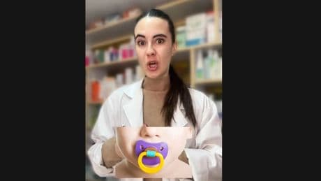 Elena Monje, farmacéutica, sobre el uso de chupete en bebes: "Hace un efecto analgésico no farmacológico"