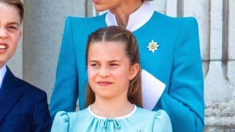 Kate Middleton’s firm command to Prince Louis on palace balcony revealed by lip reader