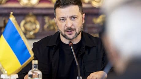 Zelenski habla con Trump de transferencias de armas y posibles sanciones a Rusia
