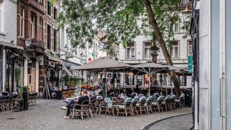 Van bedaard provinciestadje tot favoriet bij Nederlandse toeristen: ’Willen niet dat Maastricht dichtgroeit met dagjesmensen’