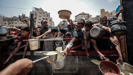 «Beaucoup de gens meurent de faim»: face à la famine à Gaza, Benyamin Netanyahou sous pression