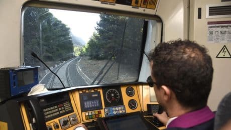 Reabren la circulación Zaragoza-Huesca-Canfranc tras invertir 180 millones en su modernización