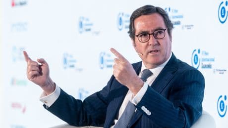 Garamendi: "Las cotizaciones sociales ahogan a las empresas, sobre todo a las más pequeñas"