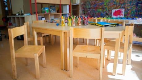 Im Osten Deutschlands - Zu wenig Kinder! Erste Kitas müssen schließen