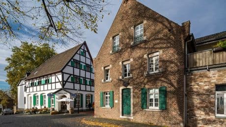 Ausflug ab Köln: Monheim am Rhein liegt am "Bier-Äquator“ – Geheimtipp