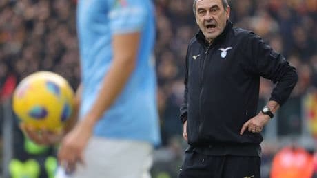 Se il calcio di luglio porta stress e malori. Ieri è toccato a Sarri