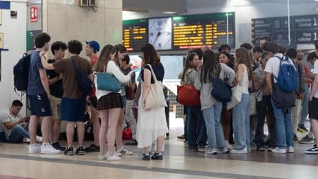 Renfe pone a la venta los billetes para viajar con los descuentos para jóvenes