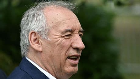 Bayrou s’effondre, Ruffin perce : qui sont les politiques les plus populaires en juillet ?