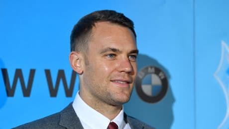 Manuel Neuer meldet sich nach Traumhochzeit mit Anika aus Italien zurück