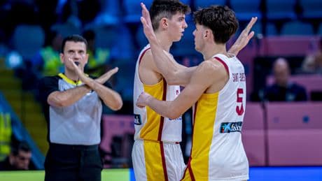 De Larrea y Saint-Supèry, dos niños a los mandos de la selección: "Estamos perfectamente capacitados"