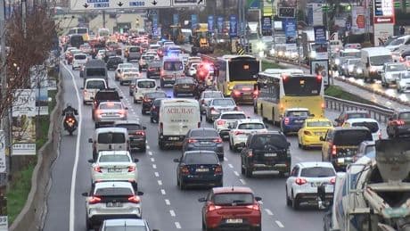 İstanbul yoldan çıktı! Dünyanın en berbat trafiği