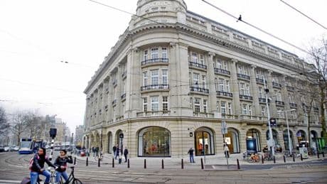 "Il y avait 15 à 20 personnes à l'intérieur": l'Apple Store d'Amsterdam a oublié de verrouiller ses portes le jour de Pâques