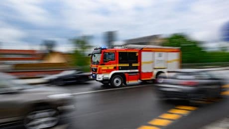 Dresden-Johannstadt: Bewusstlose Frau aus brennender Wohnung gerettet