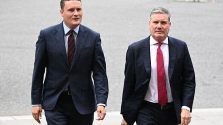 Keir Starmer's smoking ban 'will break international law and cause constitutional crisis'