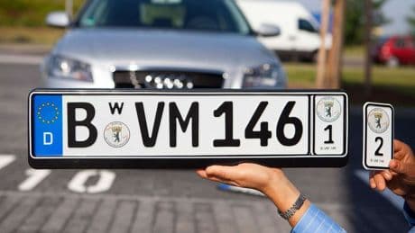 Stvo: Wofür steht das "W"? Seltenes Autokennzeichen wirft Fragen auf