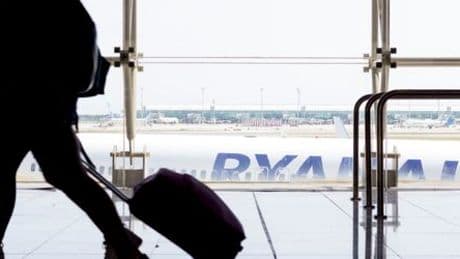 Handgepäck bei Easyjet, Ryanair und Co.: Verbraucherschützer gehen gegen hohe Kosten vor