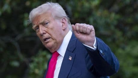 Trump wettert gegen Basis – ein Spiel mit dem Feuer
