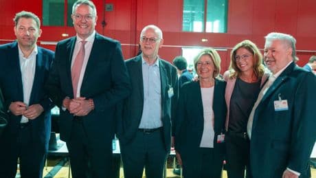 SPD-Vorsitz: Schweitzer: Klingbeil sollte SPD-Chef bleiben